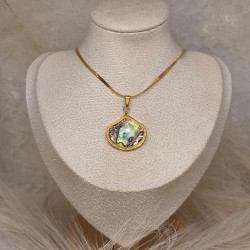 EVAMON  MERMAID SHELL NECKLACE 
