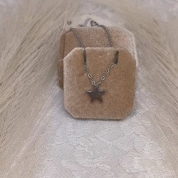 EVAMON  SHELL NECKLACE  EVAMON  SHELL NECKLACE