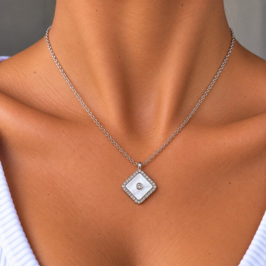 EVAMON  LUNARIA PEARL NECKLACE